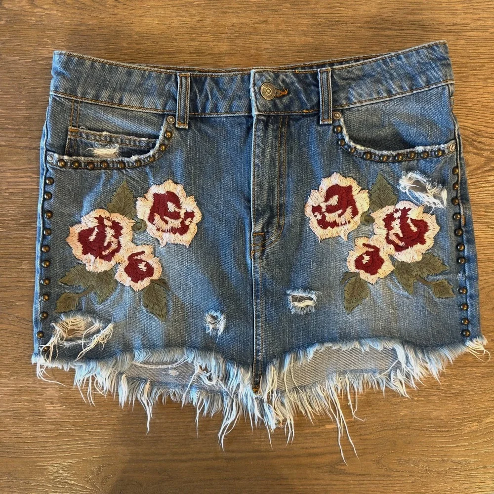 Free People Wild Rose Embroidered Studded Denim Jean Mini Skirt-Size 27-*Read*‎